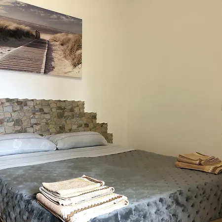 Apartamento Il Volto Del - Rooms&apartments *